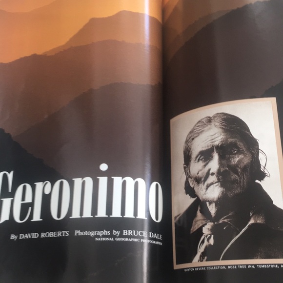 National Geographic Vol. 182 No. 4 October 1992 - Picture 9 of 14